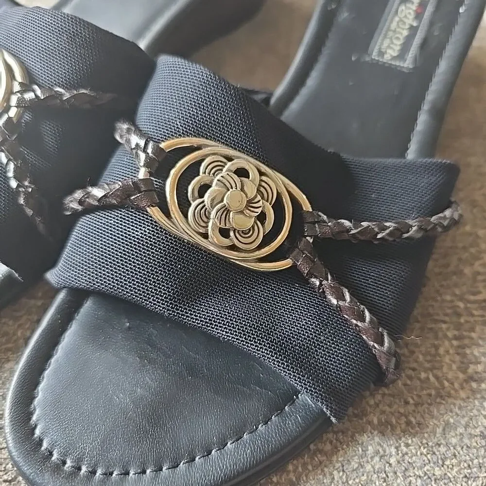 Brighton Y2K Lilian Black Wedge Pewter Flower Charm Slip On Sandals Shoes 8